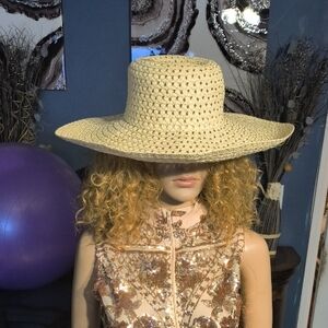 Elegant Cream Sun Hat